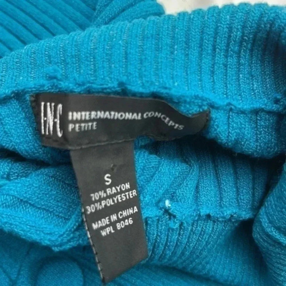 International concept ladies blouse  S​ - Picture 13 of 16